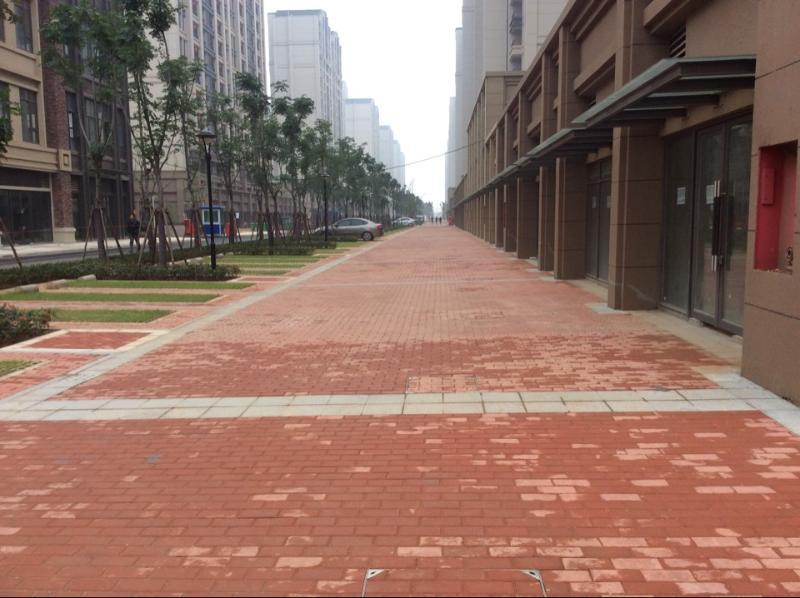 防滑耐磨吸水磚，200*100*50防滑耐磨吸水磚，防滑耐磨吸水磚價格