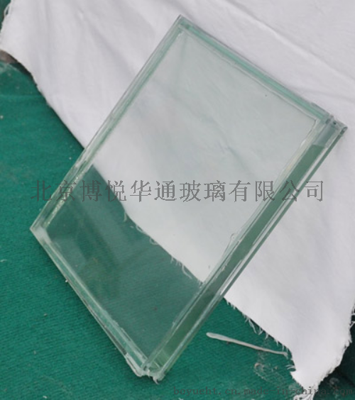 北京廠家生產(chǎn)各種型號(hào)灌注型防火玻璃