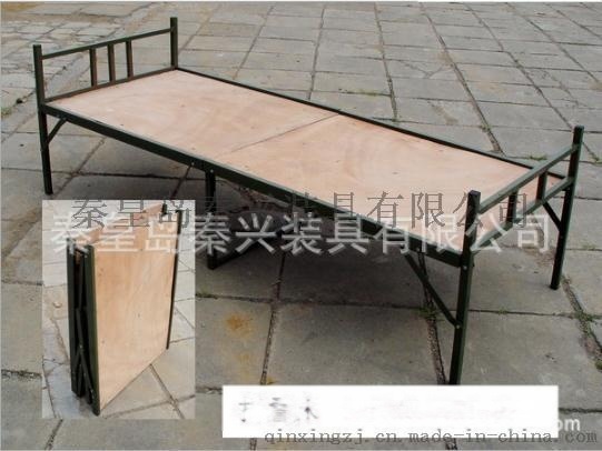 秦興廠家供應(yīng)折疊午休床 行 單人床1.2米 陪護(hù)床 可定制